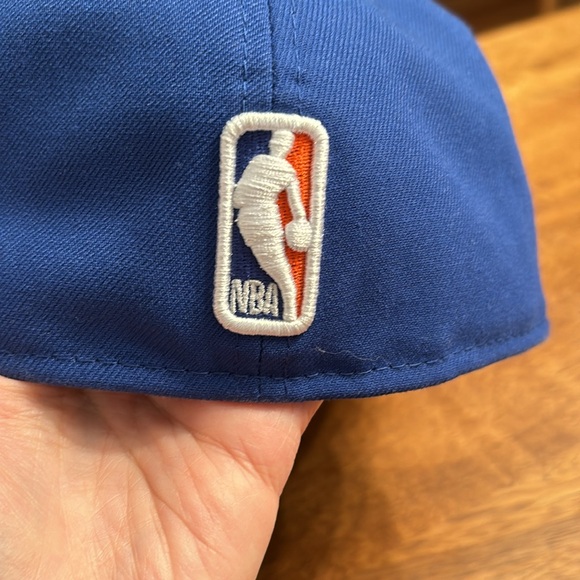 Knicks custom fit baseball cap - Picture 4 of 8